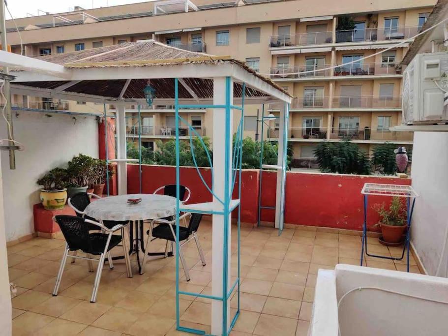 Apartamento Beautiful Centric Townhouse Dénia Exterior foto